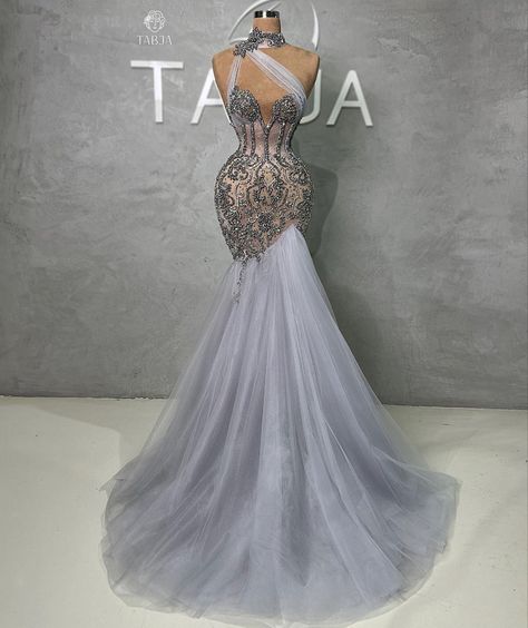 Bad Dresses, Stunning Prom Dresses, Haute Couture Dresses, Asoebi Styles, Bridal Robes, Reception Dress, Classy Dress, Couture Dresses, Gray Dress