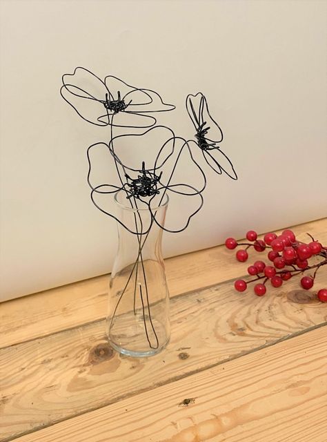 Wire Decor, Flower Poppy, August Birth Flower, Wire Wall Art, Narcissus Flower, Three Flowers, Art Wire, Rose Lily, Wire Flowers