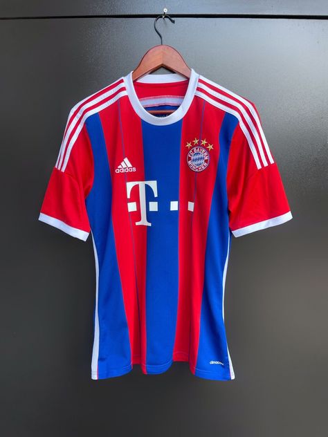 BAYERN MUNICH 2014 2015 SHIRT FOOTBALL SOCCER JERSEY F48499 Fire Outfits, Adidas Jersey, Fc Bayern Munich, Adidas Soccer, Jersey Outfit, Shirt Football, Nike Football, Men's Tops, Team Jersey