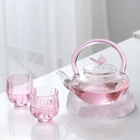 Pink Borosilicate Glass Teapot with Removable Infuser Pink Tea Pot, Cute Kitchen Utensils, Pink Tea Set, Glass Tea Pot, Pink Teapot, House Gadgets, Pink Tea, Glass Teapot, Water Kettle