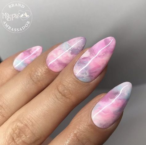 Spring Inspired Nails, Marble Acrylic Nails, Pastel Nails Designs, Marble Nail Designs, French Tip Nail Designs, Spring Nail Trends, Marble Nail Art, Inspired Nails, Pink Nail Art