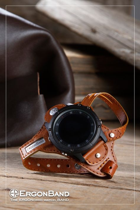 Leather Watch Cuff, Bike Leathers, Diy Leather Projects, Cool New Gadgets, Cyberpunk Fashion, Leather Gear, Men Stylish Dress, Cuff Watch, Guys Clothing Styles