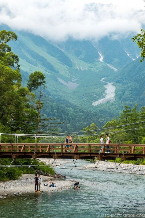 Japanese National Parks, Japan National Park, Japan River, Japan Mountains, Japanese Beach, Teaching In Japan, Japan Places, Mood 2024, Kamikochi