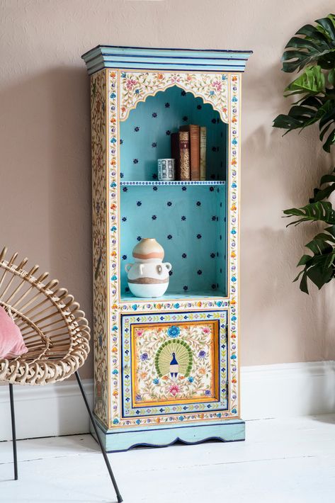 Bathroom Design Rustic, Kitchen Design Vintage, Kitchen Design Boho, Modern Wall Decor Ideas, Painted Bookshelf, Urban Bathroom, Coastal Bathroom Design, Ian Snow, Painted Bookshelves