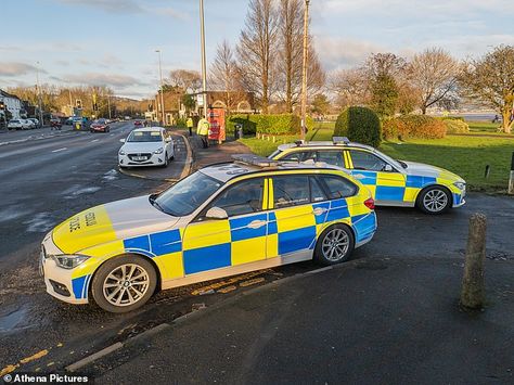 Places In Scotland, Traffic Police, Police Patrol, Volunteer Work, Farm Heroes, Going On Holiday, Boris Johnson, New Year Holidays, Emergency Vehicles