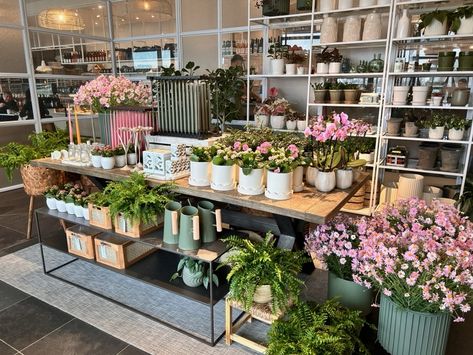 Spring merchandizing Mother's day merchandizing Florist shop Flower Shop Interior Design Ideas, Florist Workspace, Florist Studio Workspace, Florist Shop Interior, Floral Shops, Flower Shop Interiors, Eco Flowers, Florist Studio, Flower Shop Design