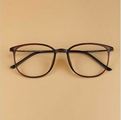 Light weight specs Cute Glasses Frames, Mens Eye Glasses, Geek Glasses, Glasses Frames Trendy, Glasses Inspiration, Specs Frame, Glasses Trends, Womens Glasses Frames, Nerd Glasses