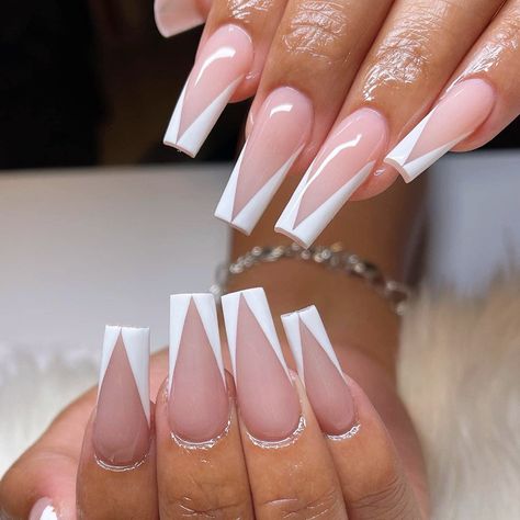 Nails For Graduation Pictures, Graduation Nails Acrylic, Nails For Graduation, Graduation Nail Art, Long French Tip Nails, Summer Nail Color, Tip Nail Designs, Triangle Nails, Pictures Graduation