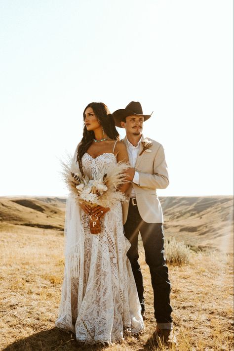 Western Groom Attire, Fall Western Wedding, Western Groom, Boho Terracotta Wedding, Wild West Wedding, Orange Bridesmaids, Wedding In Montana, Western Bride, Country Wedding Pictures