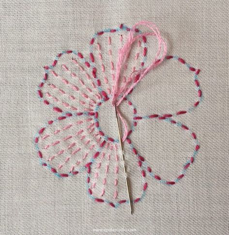 Even Stitch Embroidery Design, Simple Flower Embroidery, Running Stitch Embroidery, Diy Embroidery Designs, Embroidery Stitch, Hand Embroidery Videos, Basic Embroidery Stitches, Hand Embroidery Tutorial, Embroidery Stitches Tutorial