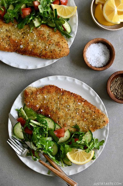 This easy Chicken Schnitzel recipe features crispy, breaded chicken cutlets that are juicy and ready in 30 minutes or less. Your whole family will love this comfort food favorite! Best Chicken Cutlet Recipe, Chicken Cutlet Dinner Ideas, Chicken Cutlets Recipes, Chicken Schnitzel Recipe, Crispy Breaded Chicken, Schnitzel Recipe, Chicken Cutlet Recipes, Breaded Chicken Cutlets, Schnitzel Recipes