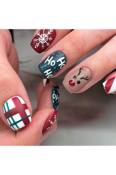 24pcs Christmas Press on Nails Short Square Xmas Fake Nails Christmas False Nails with Snowflake Deer Ho Design Winter Holiday Nails Full Cover Nail Tips Stick on Nails for Women DIY Christmas Nails Christmas Nails Diy, Nails Short Square, Holiday Nails Winter, Long Nail Art, Nails Arts, Short Fake Nails, Festive Nail Art, Plaid Nails, Gray Nails