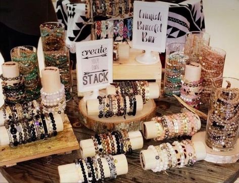 Diy Bracelet Display, Bracelet Display Ideas, Booth Display Ideas Diy, Jewelry Display Booth, Retail Jewelry Display, Creative Jewelry Displays, Jewelry Table Display, Vendor Booth Display, Jewelry Booth