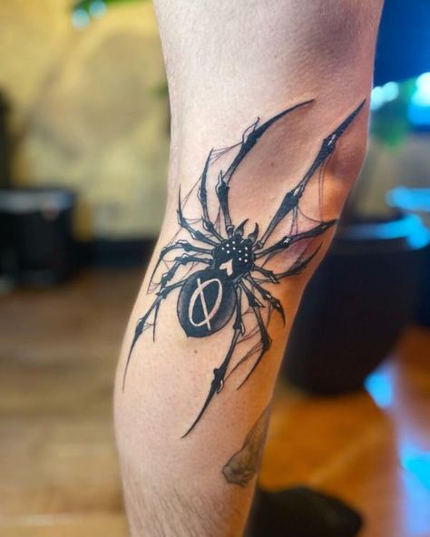 Phantom Troupe Spider Tattoo, Phantom Troupe Spider, Hunter Spider, Hunter Tattoo, Army Tattoos, Phantom Troupe, Marvel Tattoos, Omerta Tattoo, Tattoo Inspiration Men