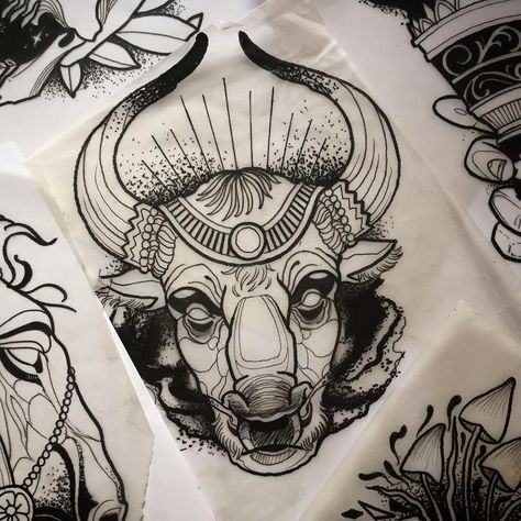 Tattoo Taurus, Taurus Bull Tattoos, Buffalo Tattoo, M Tattoos, Clock Tattoo Design, Bull Tattoos, Taurus Tattoos, Sketch Tattoo Design, Traditional Tattoo Flash