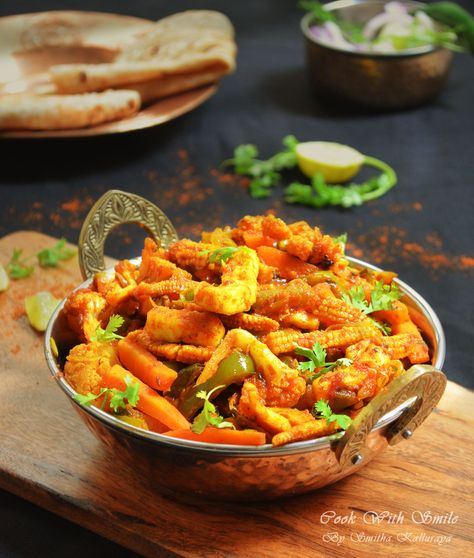 Veg Jalfrezi, Vegetable Jalfrezi, Jalfrezi Recipe, Indian Food Catering, Indian Catering, Vegetarian Sides, Vegetarian Side Dishes, Desi Food, Mixed Vegetables