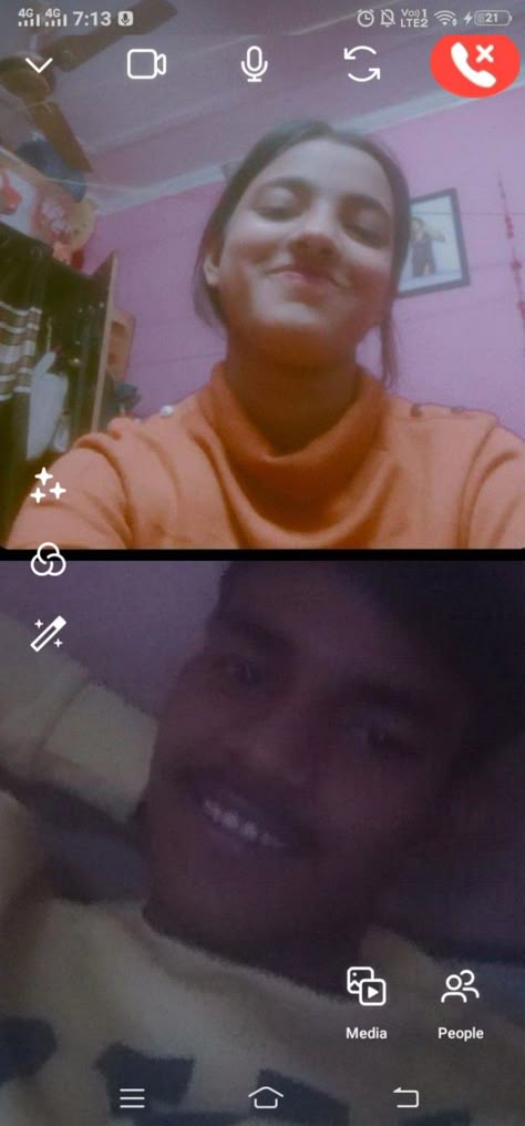 Video Call Love Couple, Video Call Wallpaper, Fake Girlfriend Video Call, Instagram Video Call Pic, Girlfriend Video Call, Video Calling Photo, Gud Night Snap, Fake Video Call With Girlfriend, Video Call Picture