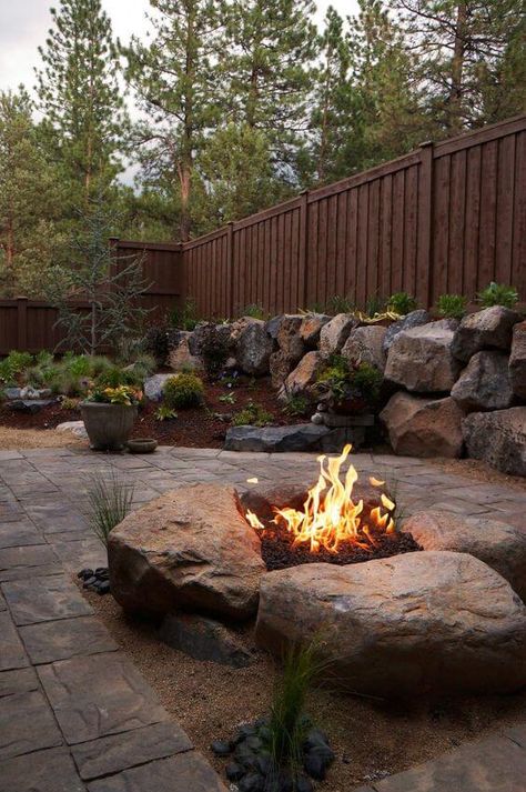 22 SPECTACULAR NATURAL STONE LANDSCAPING IDEAS - 146 Cheap Fire Pit, Fire Pit With Rocks, Outdoor Fire Pit Designs, Concrete Patios, Cheap Patio, Backyard Fireplace, Backyard Seating, Fire Pit Designs, Diy Fire Pit