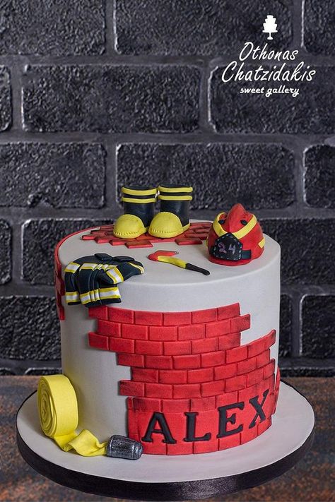 Fireman Birthday Cake For Men, Firefighter Cakes Ideas, Cake For Firefighter, Fireman Cake For Men, Firefighter Birthday Cake For Men, Fire Fighter Cake Design, Firefighter Cake For Men, Birthday Cake Firefighter, Fireman Cake Ideas