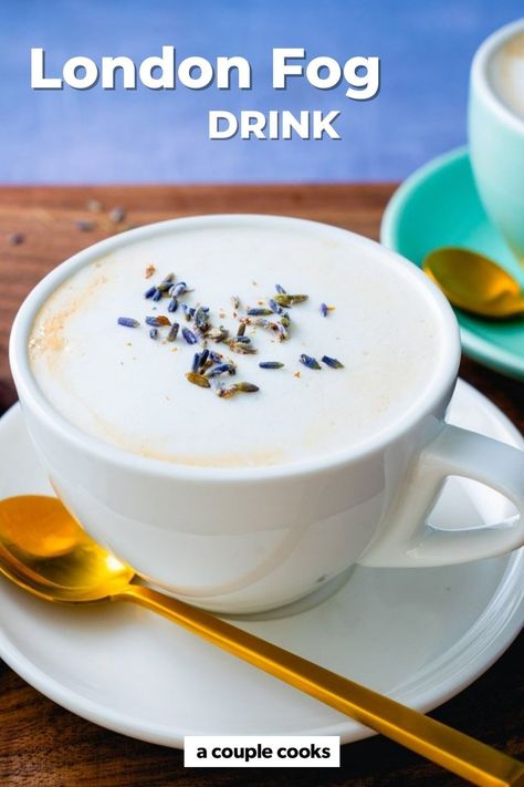 Here's how to make a London Fog drink at home! This Earl Gray tea latte is scented with a hint of lavender. #londonfog #tealatte #earlgray #lavender Diy Coffee Shop, London Fog Drink, London Fog Recipe, London Fog Latte, Earl Gray Tea, London Fog Tea, Cold Dip Recipes, Lavender Latte, Best Fish Recipes