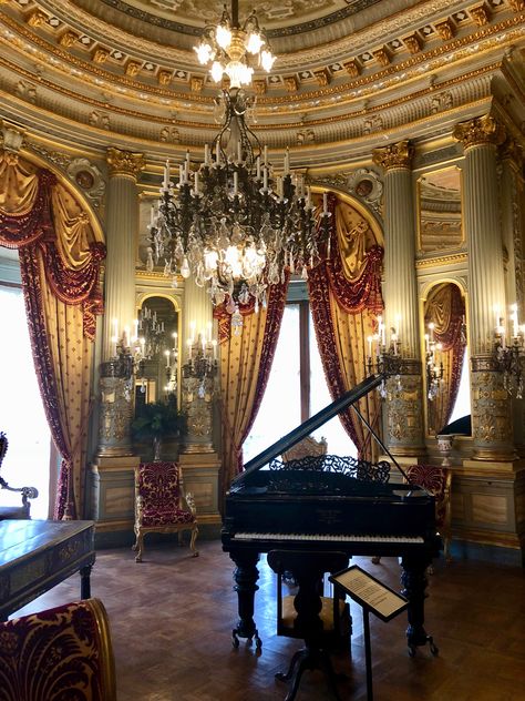 Marble House, Newport Victorian Mansion Interior, The Breakers Newport, Newport Mansions, American Mansions, Marble House, Victorian Mansion, Building Layout, Elegant Interior Design, Castles Interior