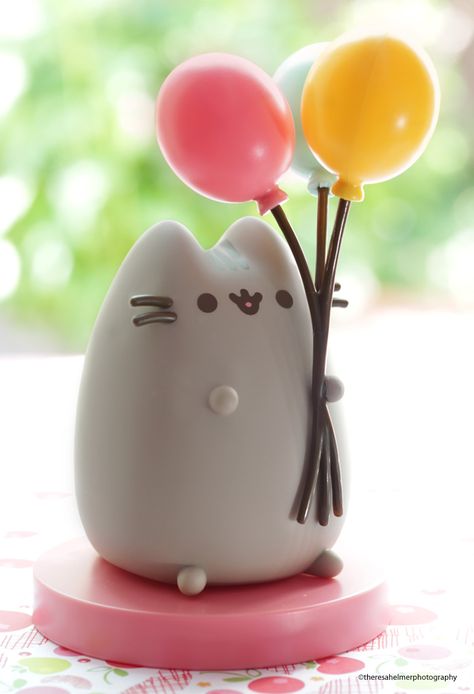 Pusheen Clay, Pusheen Cake Pops, Pusheen Decor, Pusheen Balloons, Pusheen Earrings, Pusheen Jewelry, Pusheen Polymer Clay, Pusheen Food Plush, Pusheen Cute