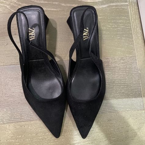 Zara heels Zara Heels Aesthetic, Zara Heels Outfit, Zara High Heels, Zara Shoes Heels, Zara Sandals, Fashionable Work Outfit, Heels Aesthetic, Fashion Shoes Heels, Zara Heels