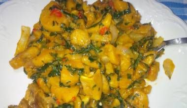 Nigerian plantain porridge Plantain Porridge, Vegetable Stew Recipe, Nigeria Food, Porridge Recipes, Nigerian Food, Vegetable Stew, African Food, Dinner Dishes, Stew Recipes