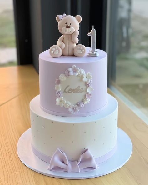 Birthday Cake For 1 Year Girl, Cake For 1 Year Girl, 1 Year Birthday Cake Ideas, Baby Birthday Cake Girl, 1 St Birthday Cake Girl, 1st Year Birthday Cake, Simple First Birthday Cake, 1st Birthday Cake Girl, Baby Girl First Birthday Cake