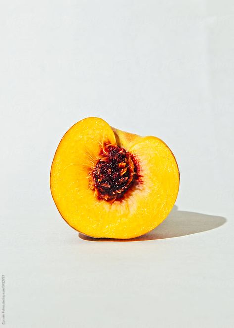 Peach In A Half by Carmen Palma Peaches Photography, Peach Photography, Ingredients Photography, Still Life Pictures, Fruits Photos, Peach Art, Logo Design Inspiration Branding, Fruit Photography, Macro Shots