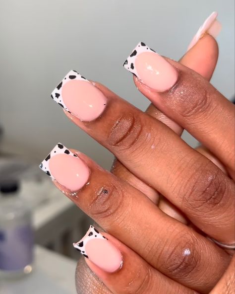 Sweet 16 Nails, Cow Print Nails, Builder Gel Nails, Ombre Acrylic Nails, Short Square Nails, Print Nails, Work Nails, French Acrylic Nails, Glow Nails