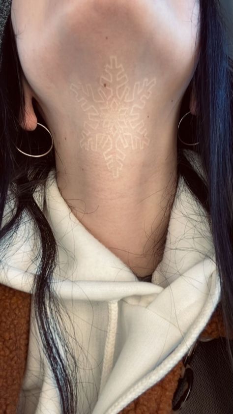 susiecidoll on Instagram: did you know I have a white throat tattoo? ❄️ #whiteink White Neck Tattoo, Female Throat Tattoo, Feminine Throat Tattoos, Throat Tattoo, Back Of Neck Tattoo, White Ink Tattoo, The Kooks, Do You Know Me, White Tattoo