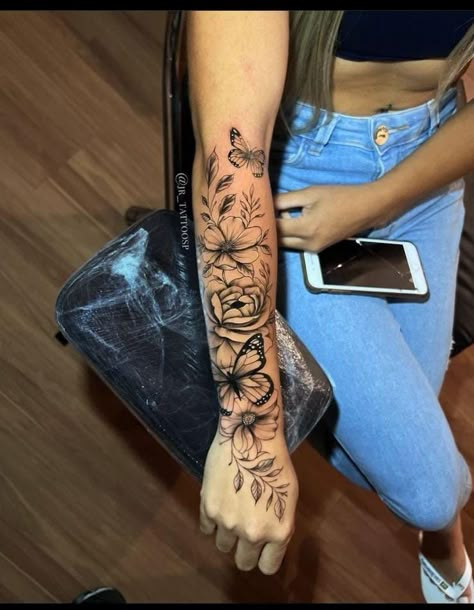 Lower Arm Tattoos, Arm Sleeve Tattoos For Women, Cute Simple Tattoos, Tattoos For Women Half Sleeve, Spine Tattoos For Women, Tattoos For Black Skin, Forearm Tattoo Women, Zodiac Tattoos, Hand Tattoos For Women