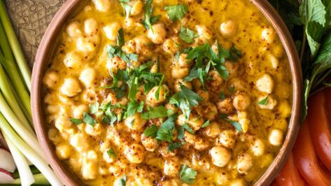 Balila (Lebanese Chickpeas) - Forks and Foliage Balila Recipe Chickpeas, Balila Recipe, Wheat Porridge, Lebanese Breakfast, Chickpea Stew, Brunch Restaurants, Garlic Mashed, Homemade Hummus, Eat The Rainbow