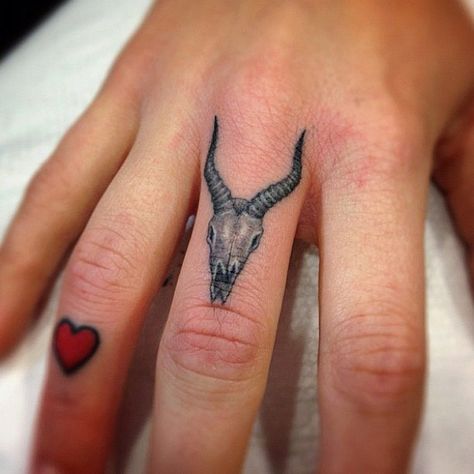 Ben Grillo. Skull Finger Tattoos, Deer Head Tattoo, Finger Tats, Finger Tattoo Designs, Aries Tattoo, Hand Tats, Finger Tattoo, Cool Small Tattoos, Head Tattoos