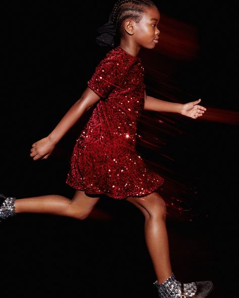 Pailletes Collection Party 6 - 14 Years | Girl | ZARA Canada Zara Sequin Dress, Sequinned Dress, Wednesday Dress, Fur Dress, Round Neck Dress, Dress With Short Sleeves, Zara New, Round Neck Dresses, Floral Lace Dress