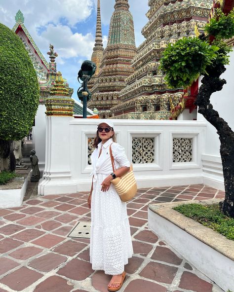 ☀️😎 #thailand #bangkok #travelling #ootd Bangkok Outfit Travel Ootd, Bangkok Outfit, Trip Fits, Thai Travel, December Outfits, Travel Ootd, Outfit Travel, Thailand Bangkok, Travel Outfit