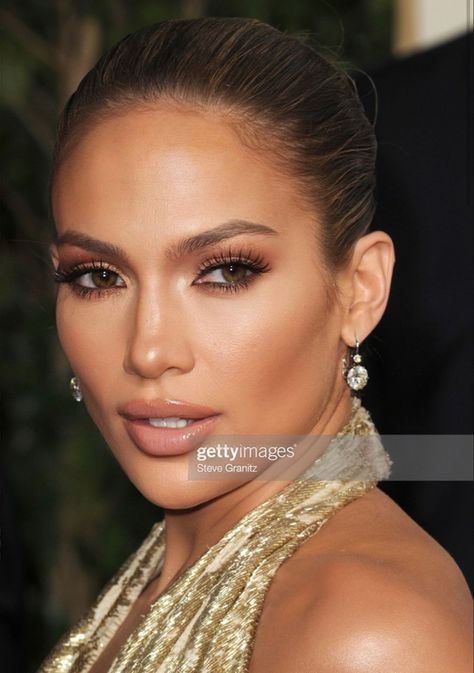 Gold And Brown Eye Makeup, Deep Autumn Makeup, Jlo Makeup, Jennifer Lopez Makeup, Makeup For Small Eyes, Red Carpet Makeup, Pretty Brown Eyes, Glam Wedding Makeup, Best Natural Makeup