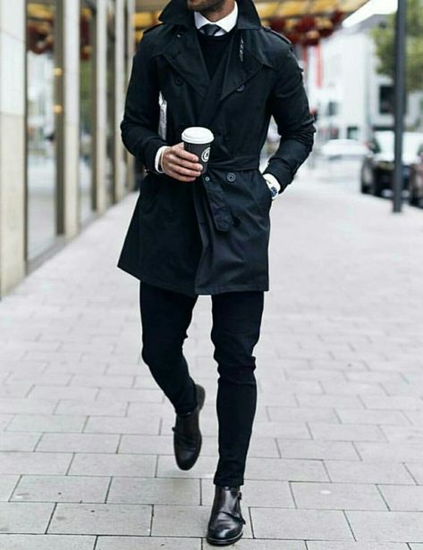 Mens Fashion and Style - Trench coat - yes or no? #mens #menswear #fashion #mensfashion #style New Mens Fashion Trends, Trench Coat Outfit, Trendy Mens Fashion, Formal Mens Fashion, Trench Coat Style, Monochrome Outfit, Mens Fashion Rugged, Trench Coat Men, Olivia Palermo