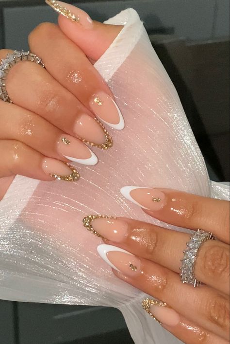 French nails Almond Nail Ideas With Rhinestones, White French Tip With Gold Diamonds, Round French Tip Nails With Rhinestones, Almond Nails Diamonds Rhinestones, Bling Nails Almond Shape, Acrylic Nails With Jewels Rhinestones, Almond Nail Design With Rhinestones, Almond Nails With Rhinestones Classy, French Tip Nails With Jewels Rhinestones