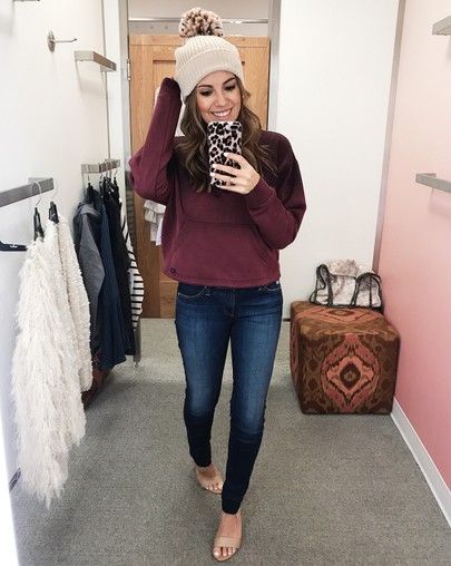 Burgundy hoodie sweatshirt, skinny jeans, cream knit beanie, change to taupe ankle boots Burgundy Sweatshirt Outfit, Burgundy Hoodie Outfit, Hoodie Outfit Casual, Taupe Ankle Boots, Jeans And Hoodie, Pompom Beanie, Burgundy Hoodie, Boating Outfit, What To Wear Today