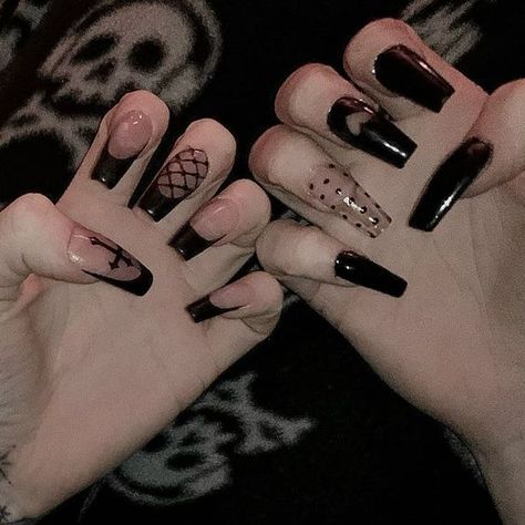 Anime Nails, Edgy Nails, Goth Nails, Grunge Nails, Nail Stuff, Soft Nails, Kawaii Nails, Girls Nails, Fire Nails