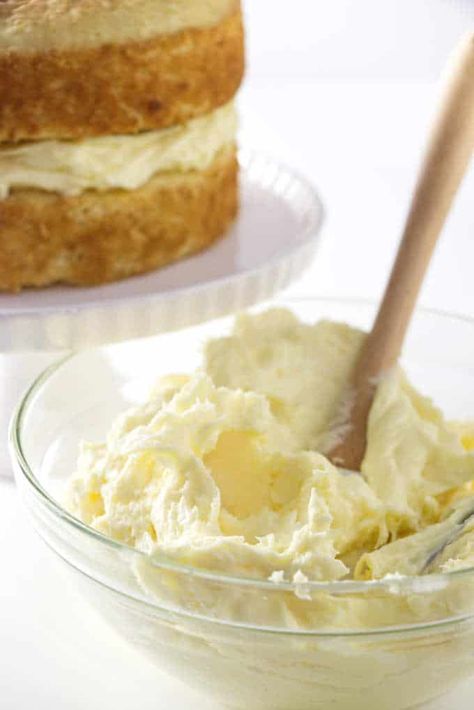 Creamy vanilla filling for a cake. This is so easy and tastes like vanilla mousse cheesecake. #cakefilling #easyvanillacakefilling #easycakefilling #cheesecakefilling #dessert #easydessert #savorthebest Vanilla Cream Filling For Cupcakes, Vanilla Cream Cake Filling, Cream Cheese Pudding Filling, Vanilla Pudding Cake Filling, Pudding Filling For Cake, Mousse Filling For Cake, Cake Filling Recipes Easy, Cheesecake Filling For Cake, Cream Cheese Mousse Filling