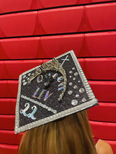 Tiara Graduation Cap, Grad Cap With Crown, Crown Graduation Cap, Red Graduation Cap, Grad Caps, Graduation Cap Decoration, Tiara Crown, Grad Cap, Graduation Cap