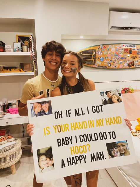 #hoco #hocoproposal #homecoming #dance #trending #trend #country #thomasrhett Country Homecoming Proposal, Hoco Proposal Ideas, Cute Hoco Proposals, Homecoming Poster Ideas, Cute Promposals, Prom Posters, Homecoming Signs, Cute Homecoming Proposals, Cute Prom Proposals