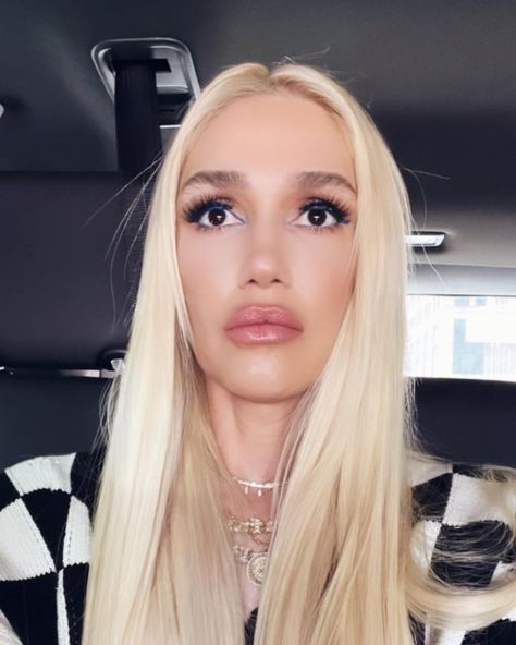 GWEN Stefani looks unrecognizable in a set of new photos as the singer has shared a batch of filtered selfies. The 52-year-old is back to living a married life after tying the knot with Blake Shelton, 45, in July. Gwen took to Instagram to post the new snaps which has her pouting her lips and […] Gwen Stefani Makeup, Gwen Renée Stefani, Blake Shelton Gwen Stefani, Gwen And Blake, Frosted Hair, Blake Shelton And Gwen, Hollaback Girl, Gwen Stefani And Blake, Old Hollywood Stars