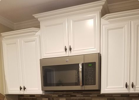 Adding Height To Cabinets, Staggered Kitchen Cabinets, Crown Moulding Kitchen Cabinets, Kitchen With Cabinets, Kitchen Cabinet Molding, Crown Molding Kitchen, Cabinets With Crown Molding, Diy Kitchen Cabinets Painting, Cabinet Molding