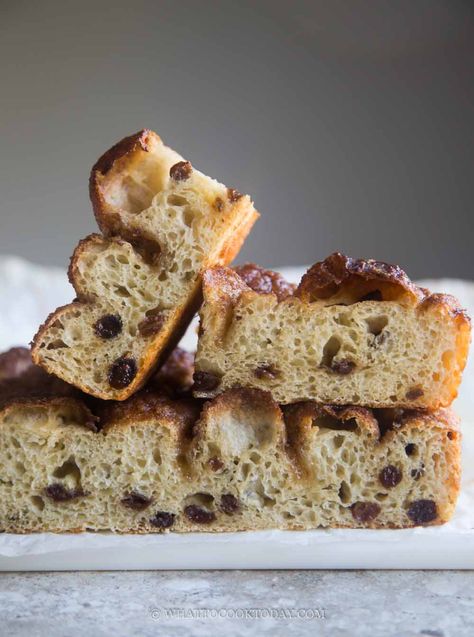 Foccacia Cinnamon Bread Recipes, Sweet Focaccia Bread Recipes, Cinnamon Sugar Sourdough Focaccia, Cinnamon Focaccia Bread, Cinnamon Roll Focaccia, Breakfast Foccacia, Sweet Focaccia Bread, Cinnamon Focaccia, Sweet Focaccia