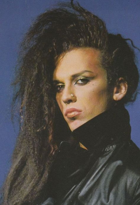 Pete Burns Dead Or Alive Band, Peter Burns, Pete Burns, Dead Or Alive, Movie Gifs, Star Pictures, Post Punk, Music Fans, Most Beautiful Man