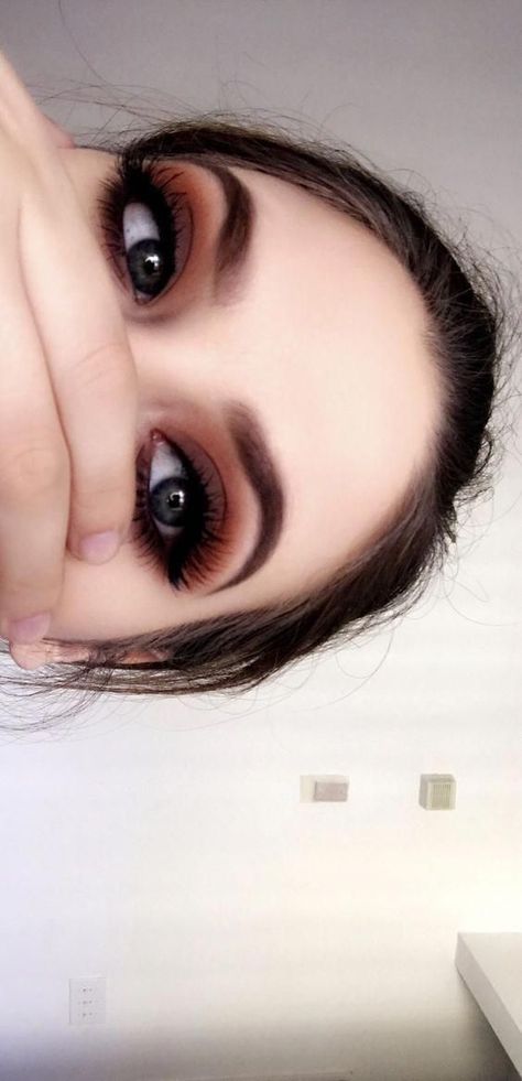 Warm Eye Makeup, Grunge Glam Makeup, Grunge Eyeshadow, Make Up Diy, Fall Palette, Best Eye Makeup, Smink Inspiration, Makijaż Smokey Eye, Dark Makeup